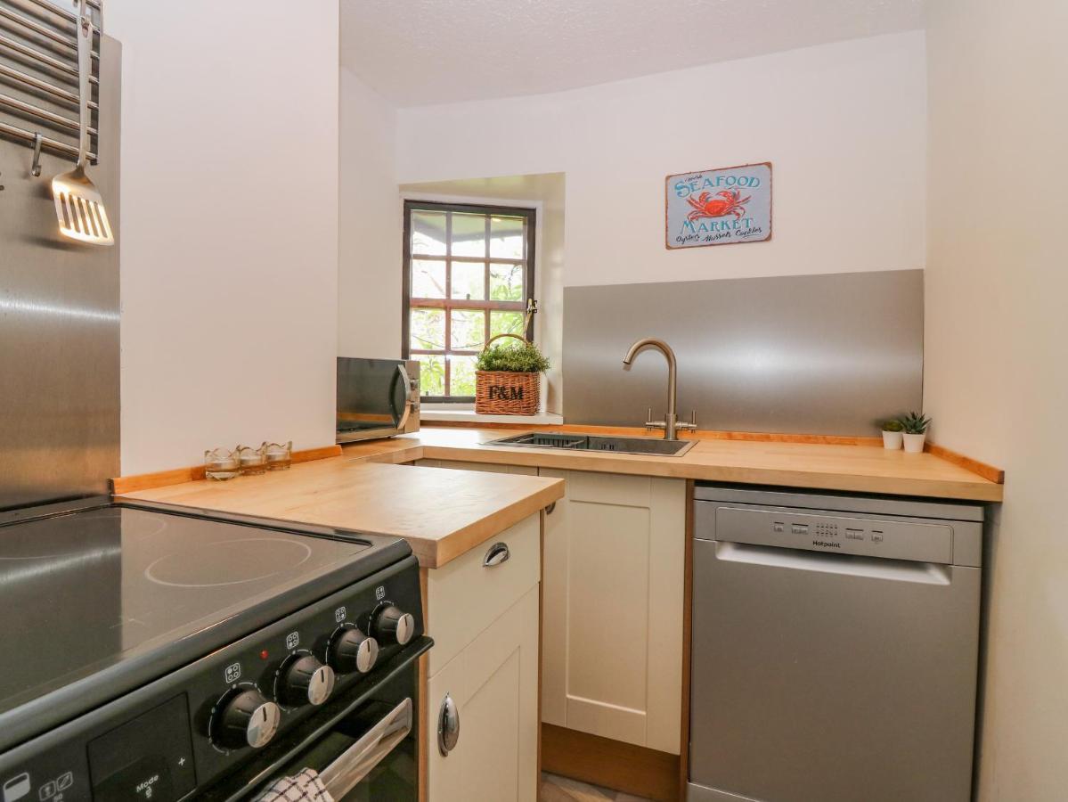 The Wee Hideaway Appartement Cupar Buitenkant foto